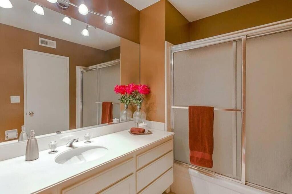 Private Country Club Condo On Awesome Golf Course! Palm Desert Zewnętrze zdjęcie