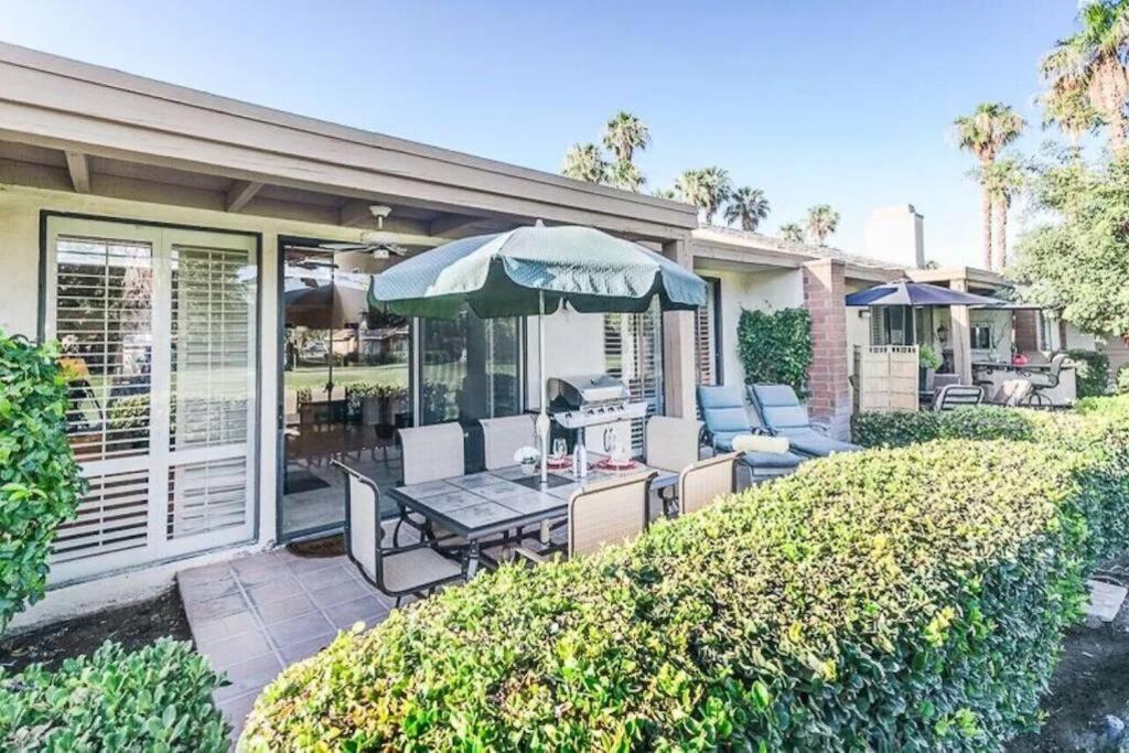 Private Country Club Condo On Awesome Golf Course! Palm Desert Zewnętrze zdjęcie