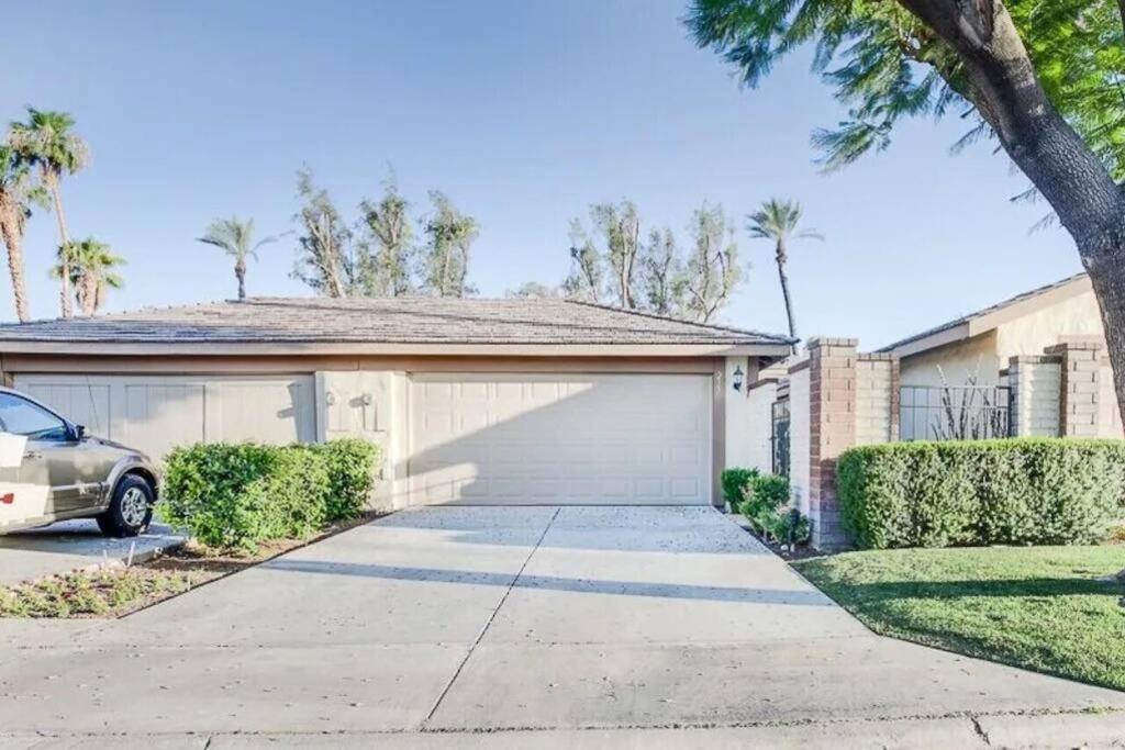 Private Country Club Condo On Awesome Golf Course! Palm Desert Zewnętrze zdjęcie