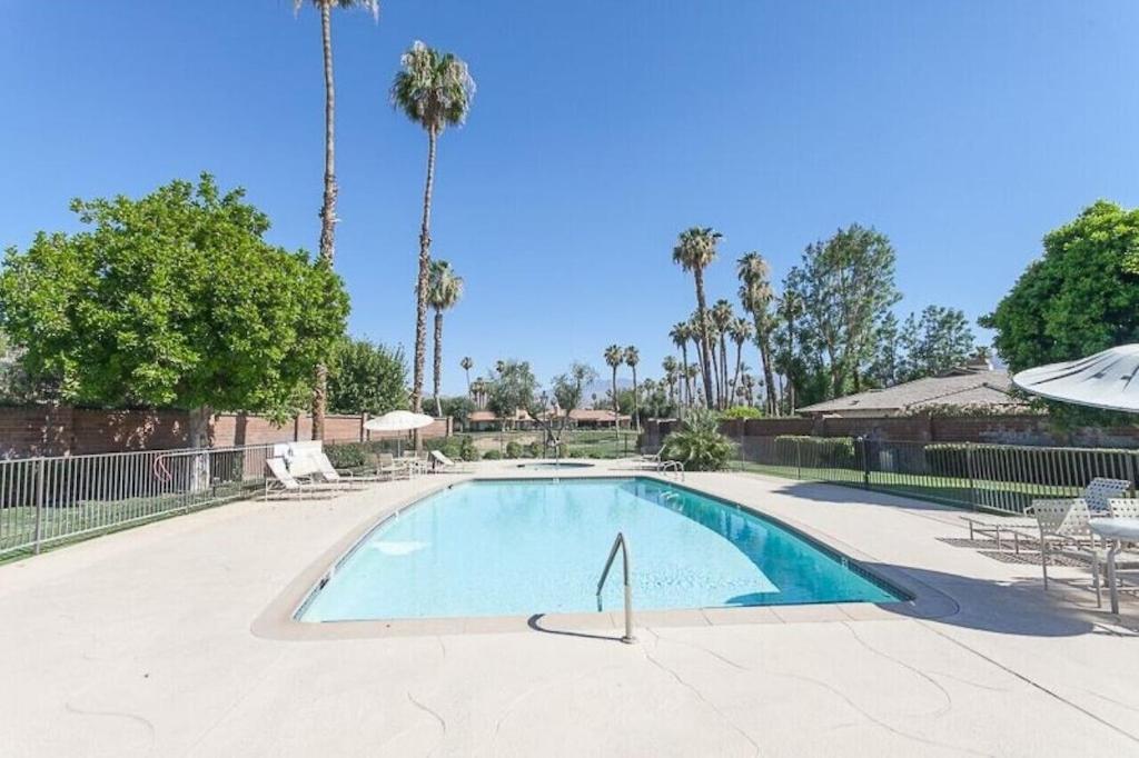 Private Country Club Condo On Awesome Golf Course! Palm Desert Zewnętrze zdjęcie